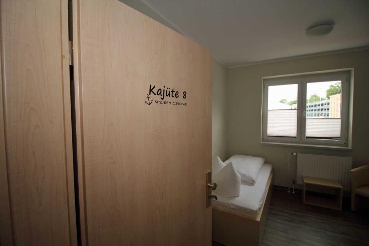 Kutterfisch Kajueten Direkt Im Stadthafen Apartment ซาสนิทซ์ ภายนอก รูปภาพ