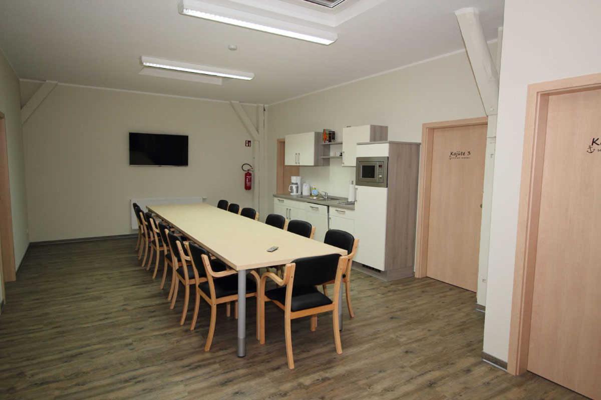Kutterfisch Kajueten Direkt Im Stadthafen Apartment ซาสนิทซ์ ภายนอก รูปภาพ
